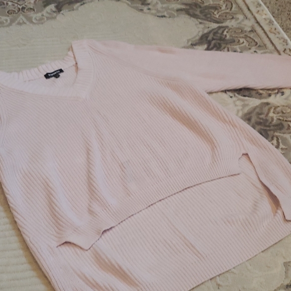 Express Sweater - Picture 4 of 4